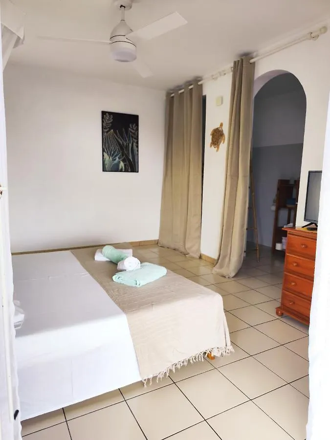 Bed & Breakfast Gite Mayo & Hylodes'S Song Bouillante